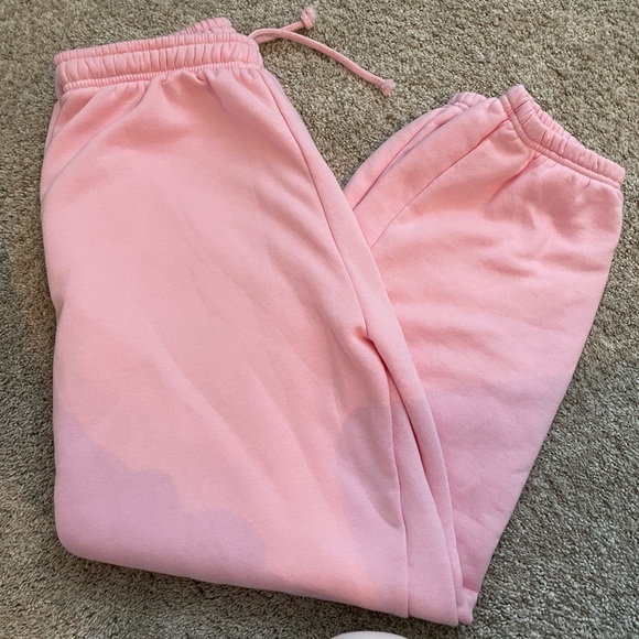 Pretty little thing sweats - Picture 2 of 3